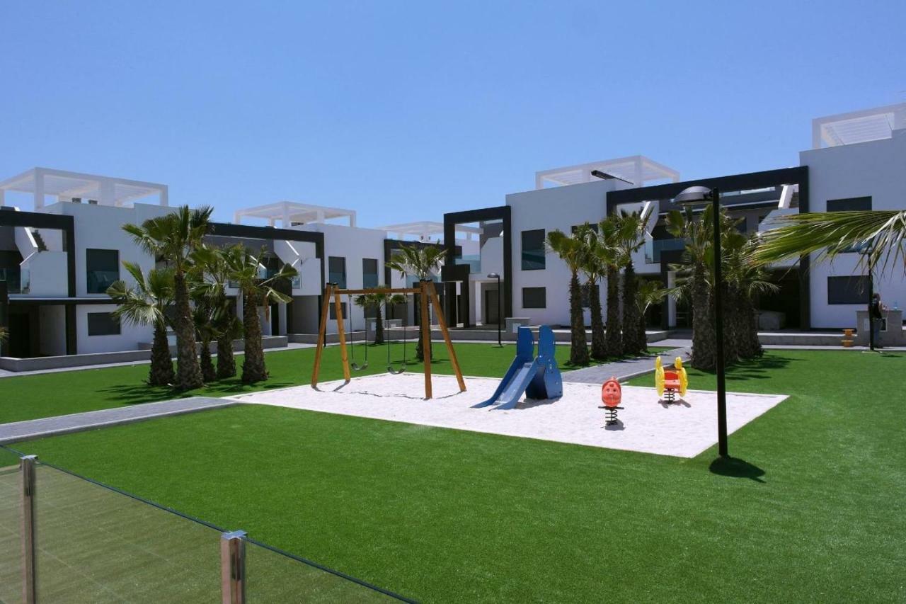 Oasis Beach IX Puntaprima Torrevieja Exterior foto